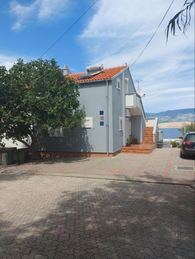 Vesna Appartement Pag Town