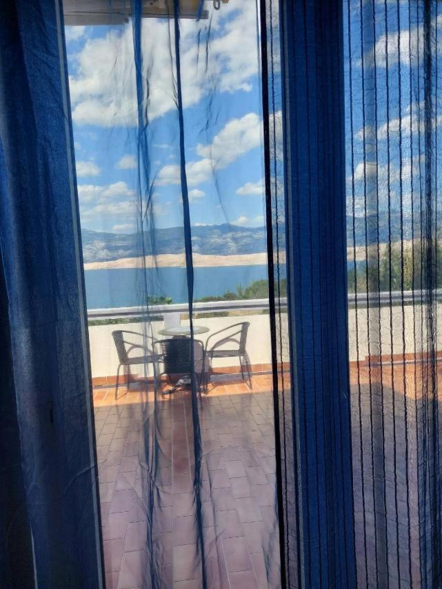 Apartment Vesna Pag Town